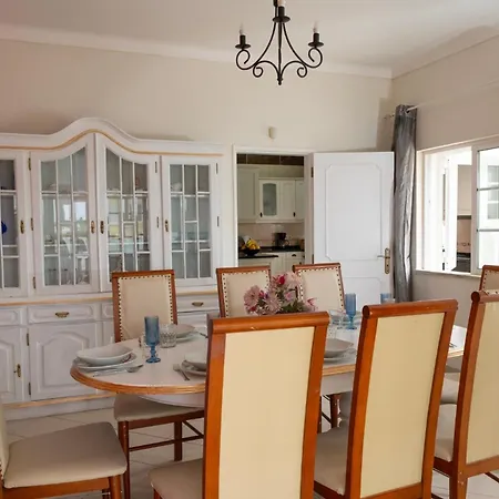 Paraiso Da Maria 5 Quartos Duas Salas, Jardim, Piscina, Varanda Com Churrasqueira E Wifi וילה