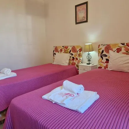 וילה Paraiso Da Maria 5 Quartos Duas Salas, Jardim, Piscina, Varanda Com Churrasqueira E Wifi אולוס די אגווה