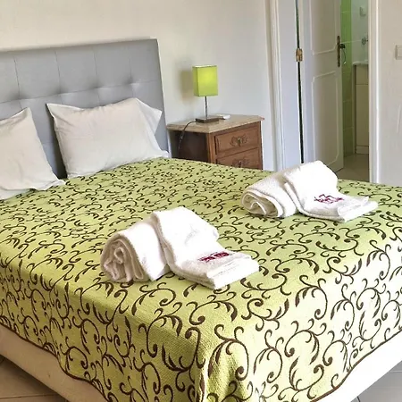 וילה Paraiso Da Maria 5 Quartos Duas Salas, Jardim, Piscina, Varanda Com Churrasqueira E Wifi