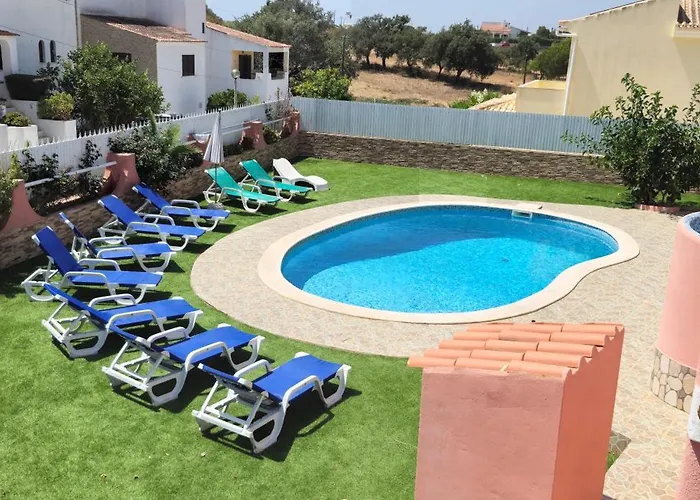 Paraiso Da Maria 5 Quartos Duas Salas, Jardim, Piscina, Varanda Com Churrasqueira E Wifi Olhos de Agua (Albufeira)