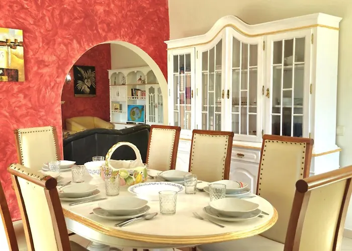 Paraiso Da Maria 5 Quartos Duas Salas, Jardim, Piscina, Varanda Com Churrasqueira E Wifi Villa