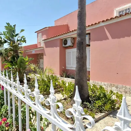 Paraiso Da Maria 5 Quartos Duas Salas, Jardim, Piscina, Varanda Com Churrasqueira E Wifi Olhos de Agua (Albufeira)