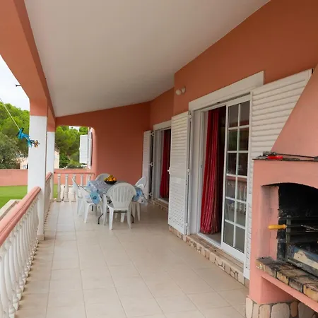 Paraiso Da Maria 5 Quartos Duas Salas, Jardim, Piscina, Varanda Com Churrasqueira E Wifi