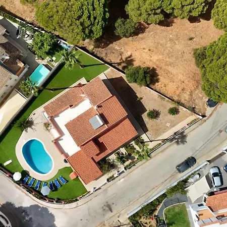 Paraiso Da Maria 5 Quartos Duas Salas, Jardim, Piscina, Varanda Com Churrasqueira E Wifi