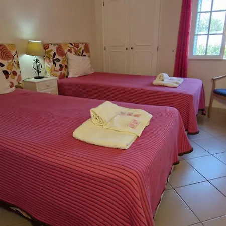 Paraiso Da Maria 5 Quartos Duas Salas, Jardim, Piscina, Varanda Com Churrasqueira E Wifi