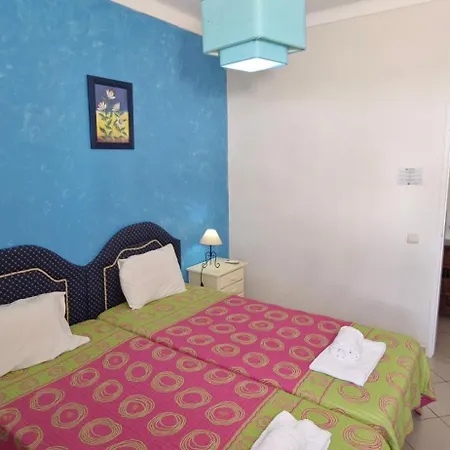 Vila Paraiso Da Maria 5 Quartos Duas Salas, Jardim, Piscina, Varanda Com Churrasqueira E Wifi Olhos de Agua (Albufeira)