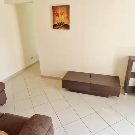 Paraiso Da Maria 5 Quartos Duas Salas, Jardim, Piscina, Varanda Com Churrasqueira E Wifi * Olhos de Agua (Albufeira)