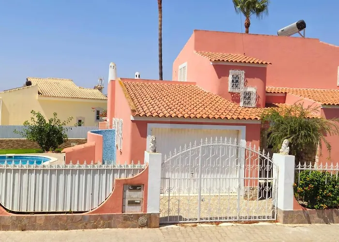 Paraiso Da Maria 5 Quartos Duas Salas, Jardim, Piscina, Varanda Com Churrasqueira E Wifi