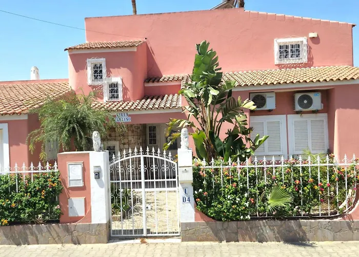 Villa Paraiso Da Maria 5 Quartos Duas Salas, Jardim, Piscina, Varanda Com Churrasqueira E Wifi *