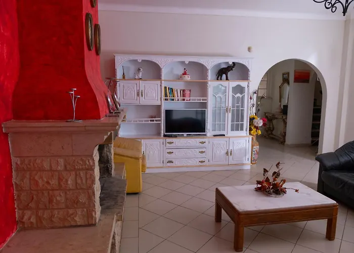 Villa Paraiso Da Maria 5 Quartos Duas Salas, Jardim, Piscina, Varanda Com Churrasqueira E Wifi *