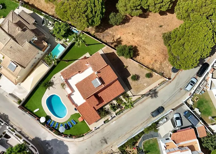 Paraiso Da Maria 5 Quartos Duas Salas, Jardim, Piscina, Varanda Com Churrasqueira E Wifi