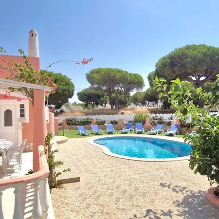 Paraiso Da Maria 5 Quartos Duas Salas, Jardim, Piscina, Varanda Com Churrasqueira E Wifi *