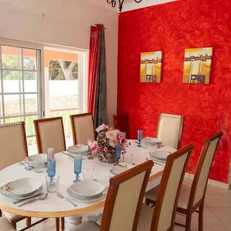 Paraiso Da Maria 5 Quartos Duas Salas, Jardim, Piscina, Varanda Com Churrasqueira E Wifi * 奥霍斯德古阿