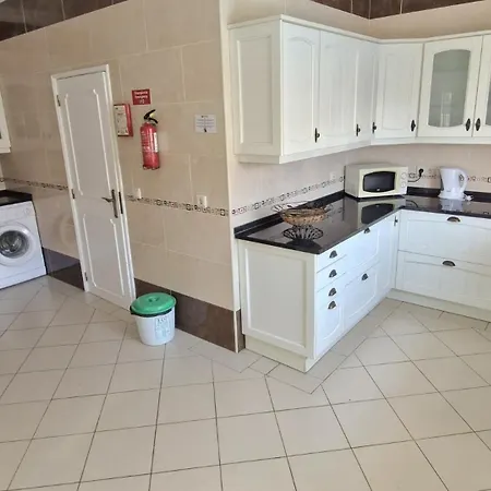 Paraiso Da Maria 5 Quartos Duas Salas, Jardim, Piscina, Varanda Com Churrasqueira E Wifi