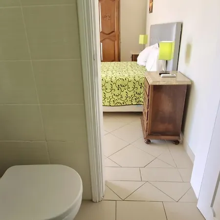 Paraiso Da Maria 5 Quartos Duas Salas, Jardim, Piscina, Varanda Com Churrasqueira E Wifi *