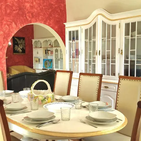 Paraiso Da Maria 5 Quartos Duas Salas, Jardim, Piscina, Varanda Com Churrasqueira E Wifi 别墅